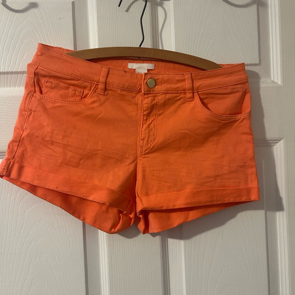H&M Women's coral pink Shorts